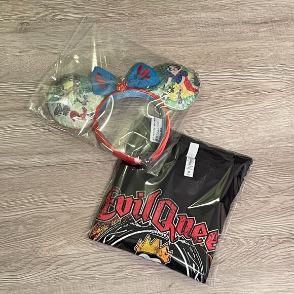 SET Evil Queen Men's Size Medium T-Shirt and Snow White Minnie Mouse Headband Ea - Picture 4 of 4